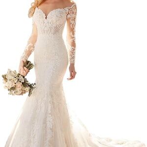 Elegant Lace Off-Shoulder Wedding Dress